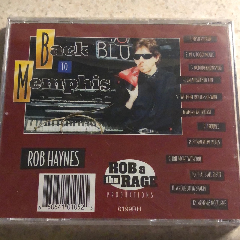 CD - Picture 2 of 2